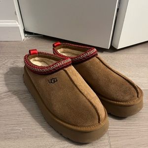 UGG Tazz Slippers